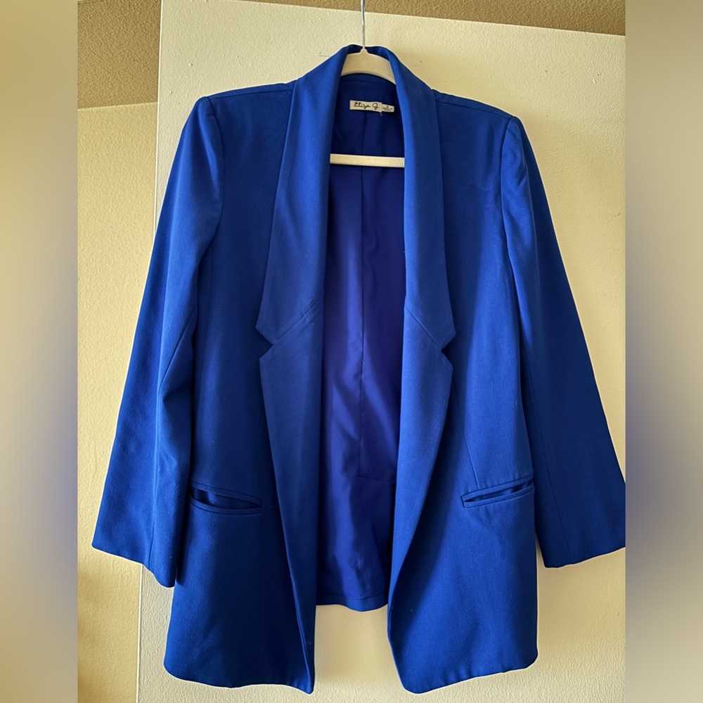 Fun bright blue Eliza J blazer, great with jeans & dresses!